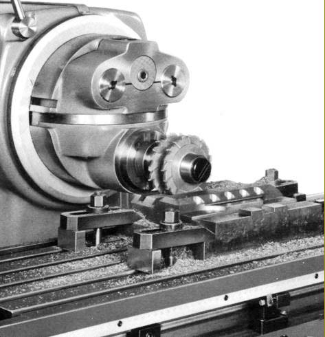 Фото фрезерной головки універсального верстата Schaublin 53N